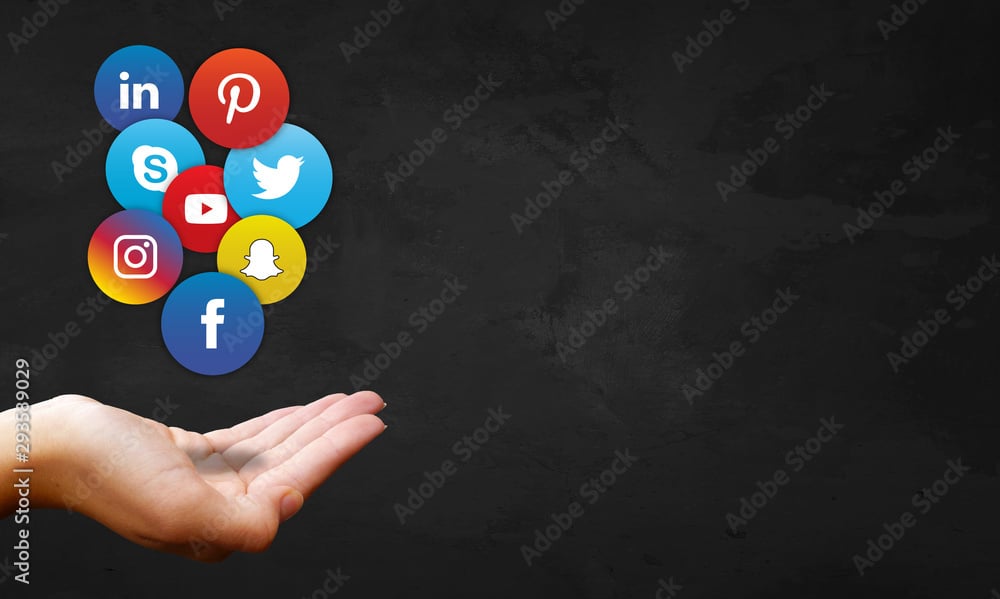 social media presence 1000_F_293589029_cO5edzm6C54FS7sEidNy4XppCUdgDqDf